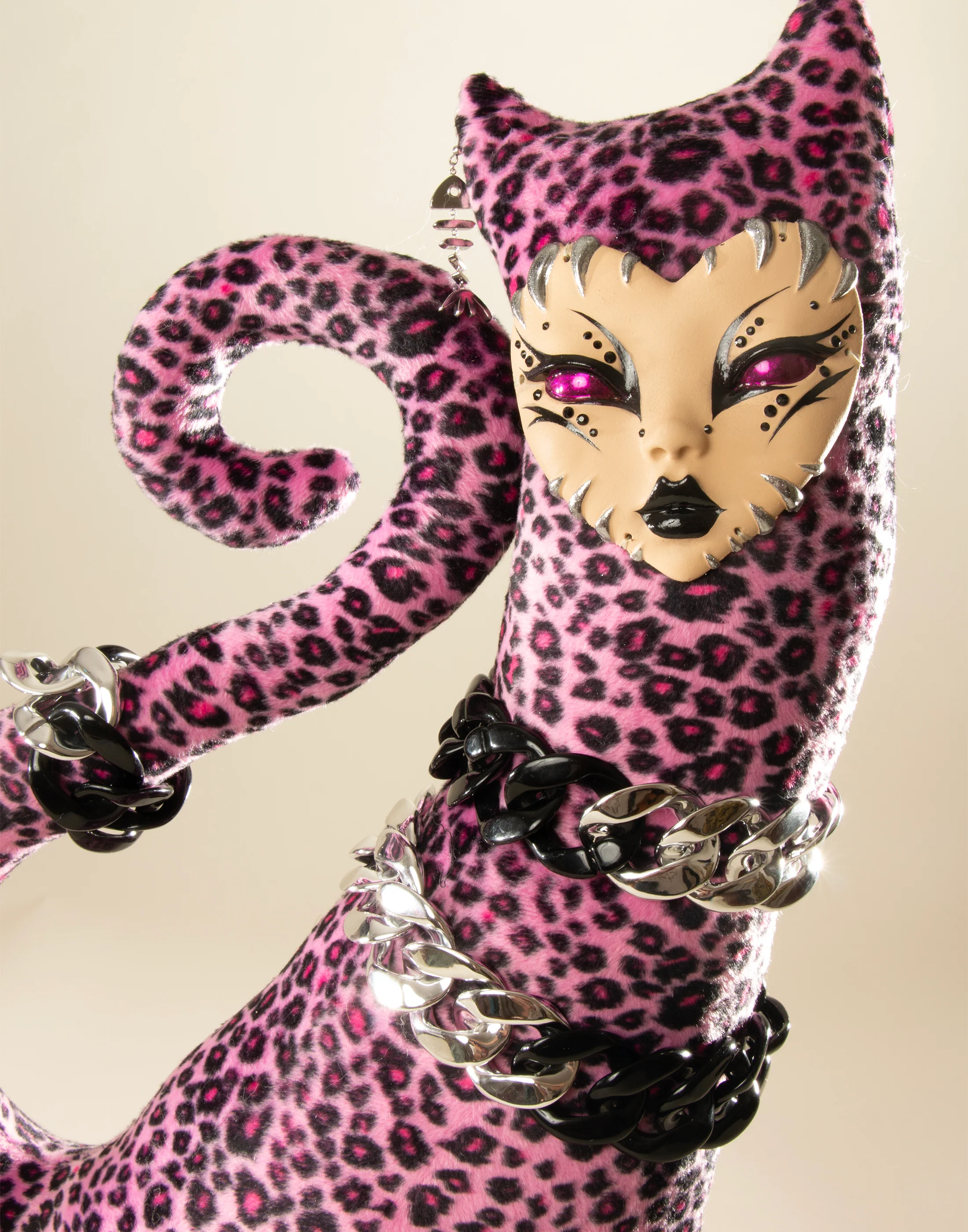 "Circe" Sphinx Doll - Image 3