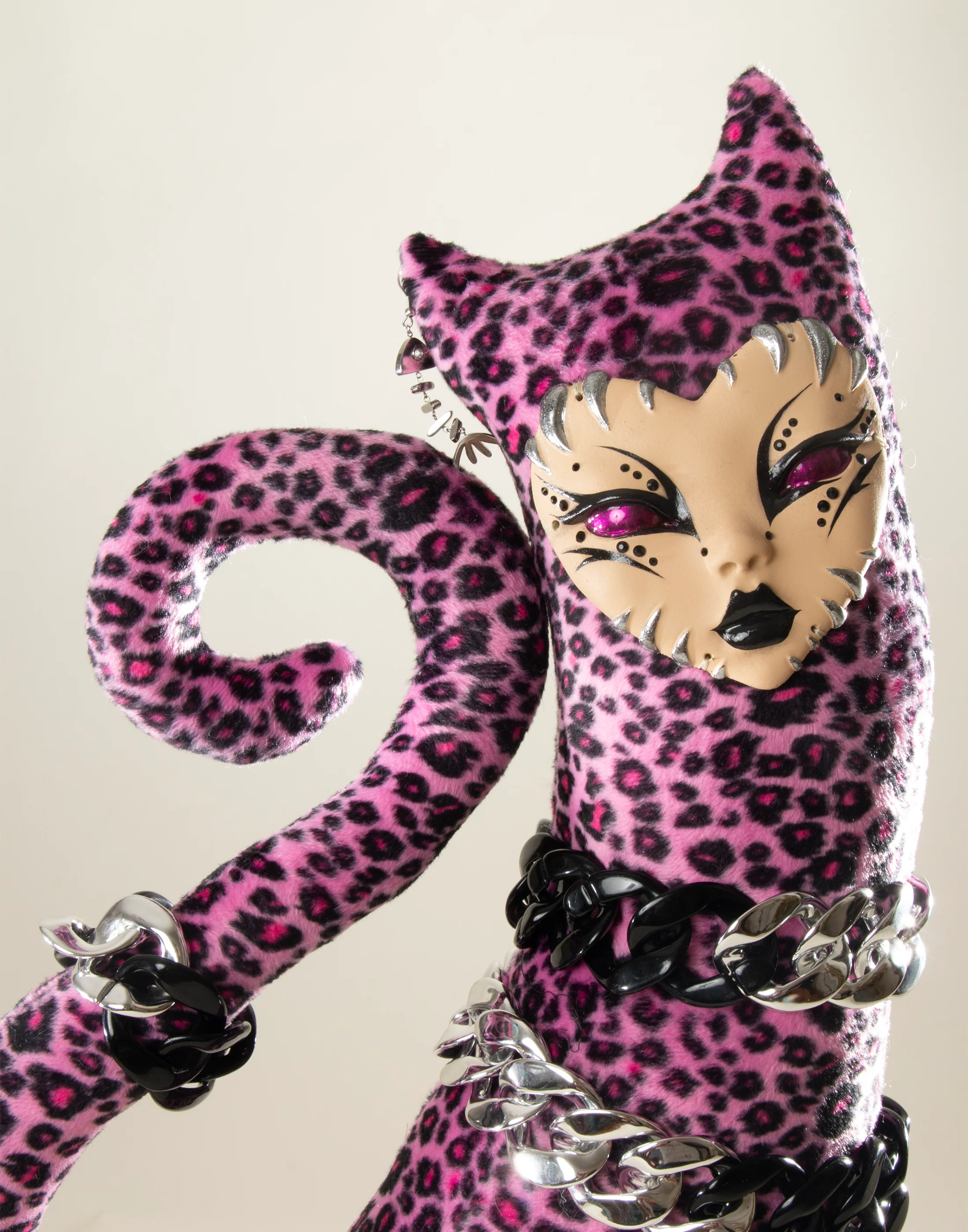 "Circe" Sphinx Doll - Image 4